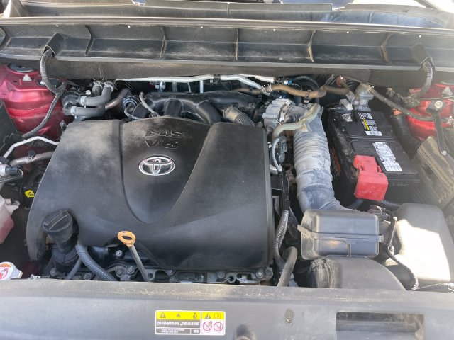 Used 2020 Toyota Highlander XLE AWD/4WD image 31