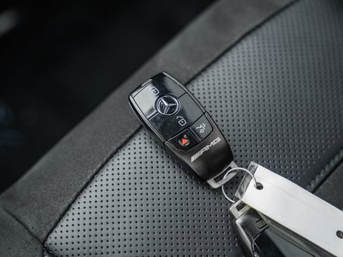 Used 2023 Mercedes-Benz GLE 53 AMG GLE 53 AMG w/ Exterior Lighting Package image 49