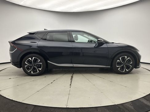 Used 2024 Kia EV6 Wind image 6