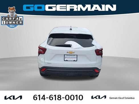 Used 2024 Chevrolet Trax LS w/ LS Convenience Package image 8