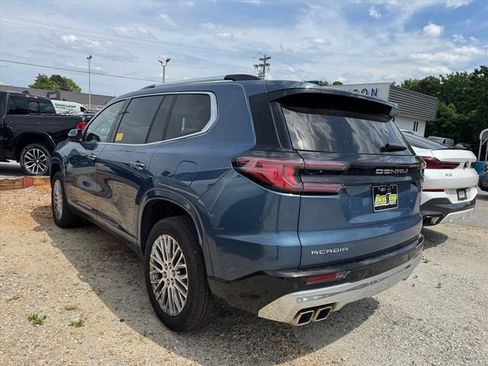 Used 2025 GMC Acadia Denali FWD image 7