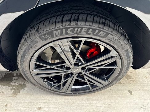 New 2025 Genesis GV80 3.5T e-SC image 21