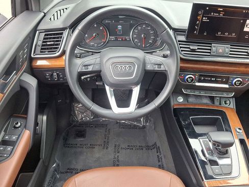 Certified 2023 Audi Q5 2.0T Premium w/ Convenience Package AWD/4WD image 21