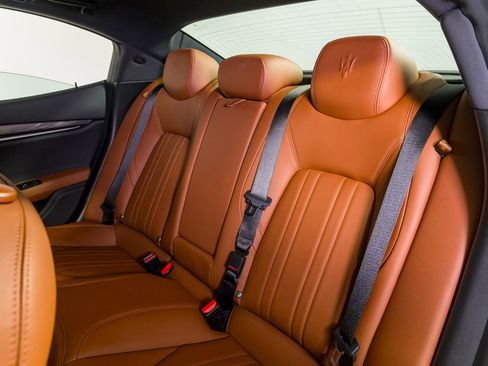 Used 2020 Maserati Ghibli S Q4 image 24