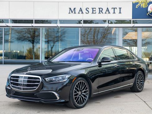 Used 2022 Mercedes-Benz S 580 4MATIC Sedan image 1