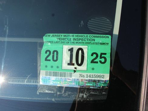 Used 2016 Jeep Compass Latitude image 17