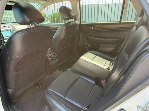 Used 2016 Subaru Outback 2.5i Limited AWD/4WD image 18