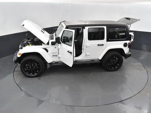 Used 2023 Jeep Wrangler Unlimited Sahara image 47