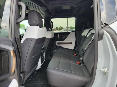 New 2024 GMC Hummer EV 3X w/ Extreme Off-Road Package image 30