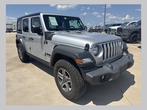 Used 2022 Jeep Wrangler Unlimited Sport AWD/4WD image 1