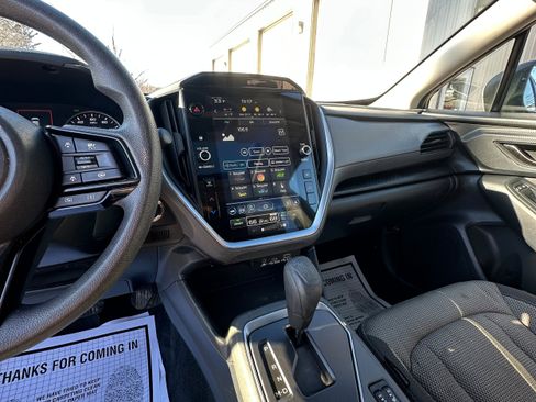Used 2024 Subaru Crosstrek 2.0i Premium AWD/4WD image 14