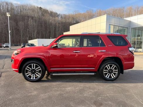 Used 2024 Toyota 4Runner Limited image 8