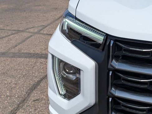 New 2026 GMC Canyon AT4 w/ Technology Plus Package AWD/4WD image 4