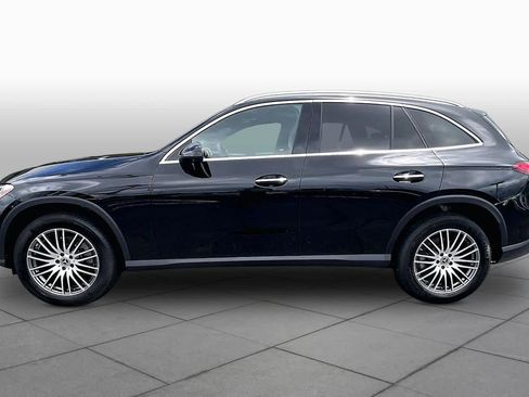 Used 2025 Mercedes-Benz GLC 300 image 33