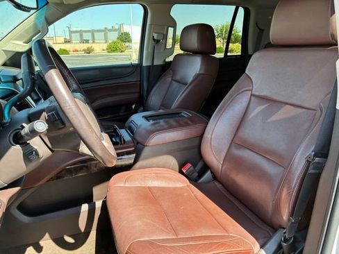 Used 2015 Chevrolet Tahoe LTZ AWD/4WD image 12