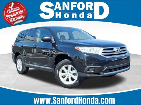 Used 2011 Toyota Highlander 4WD w/ Tow Pkg image 1