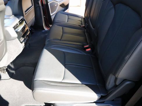 New 2025 Jeep Wagoneer Base w/ Premium Group I image 13