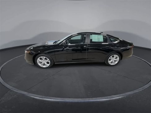 Used 2023 Honda Accord LX image 5