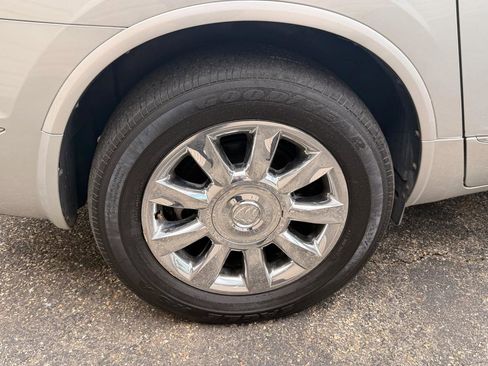 Used 2014 Buick Enclave Leather AWD/4WD image 16