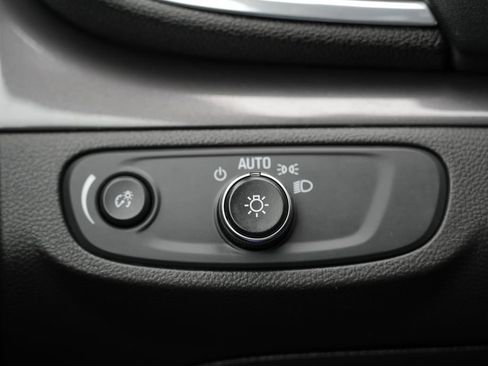 Used 2019 Buick Encore Preferred FWD image 45