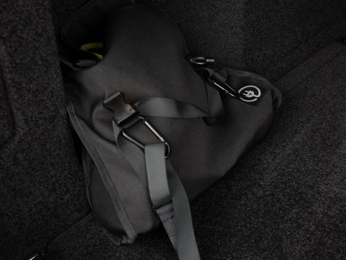 Used 2025 Land Rover Range Rover SE image 31