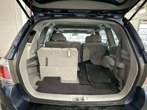 Used 2013 Toyota Highlander Limited image 28
