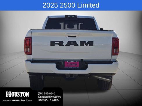 New 2025 RAM 2500 Limited AWD/4WD image 4