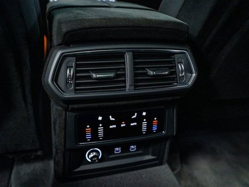 Used 2023 Lamborghini Urus Performante image 68