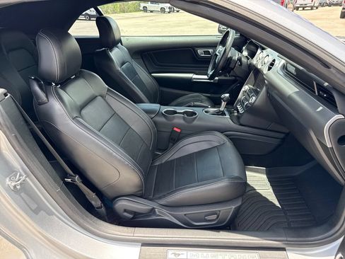 Used 2022 Ford Mustang GT Premium w/ Equipment Group 401A RWD image 27