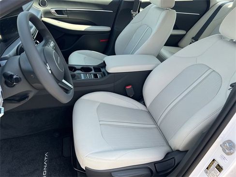New 2026 Hyundai Sonata SE image 17