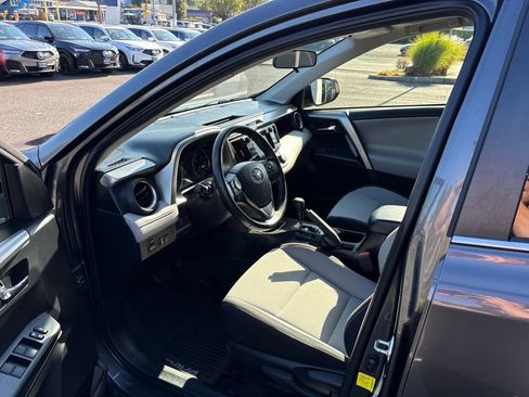 Used 2017 Toyota RAV4 XLE w/ All Weather Liner Package AWD/4WD image 13