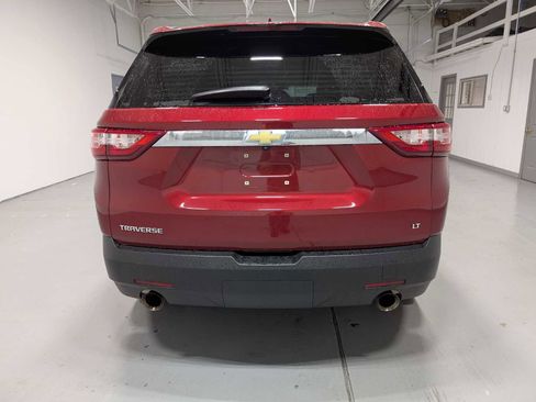 Used 2020 Chevrolet Traverse LT image 9