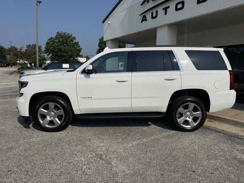 Used 2020 Chevrolet Tahoe LT w/ Luxury Package RWD image 10