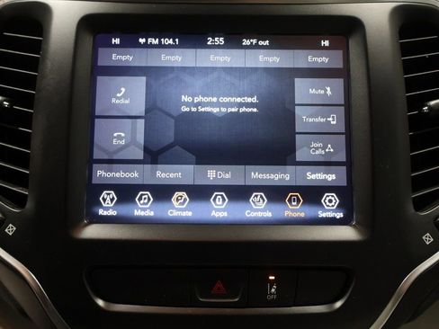 Used 2022 Jeep Cherokee Latitude Lux w/ Mopar Interior Package image 32