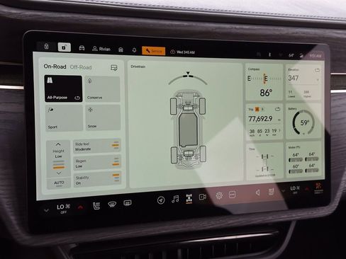 Used 2023 Rivian R1S Adventure image 12