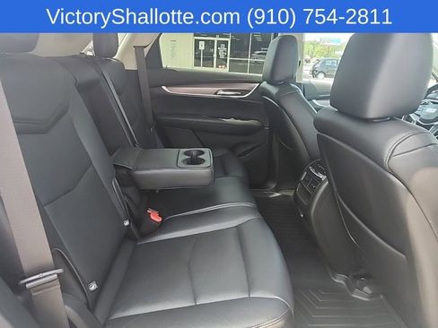 Used 2019 Cadillac XT5 Premium Luxury FWD image 39
