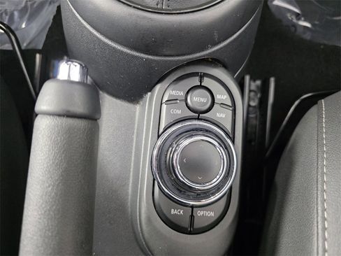 Used 2024 MINI Cooper S image 23