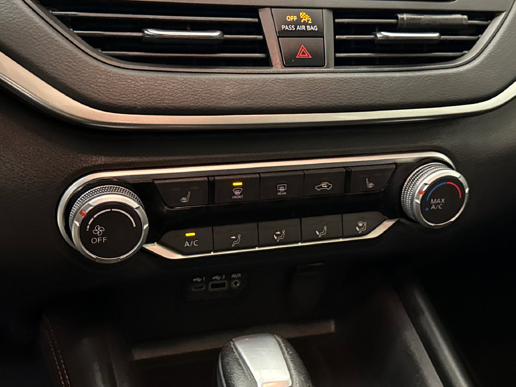 Used 2022 Nissan Altima 2.5 SR w/ Midnight Edition Package FWD image 25