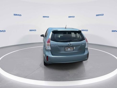 Used 2017 Toyota Prius V Three FWD image 7