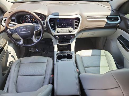 Certified 2020 GMC Acadia SLT w/ Driver Alert Package II FWD image 14