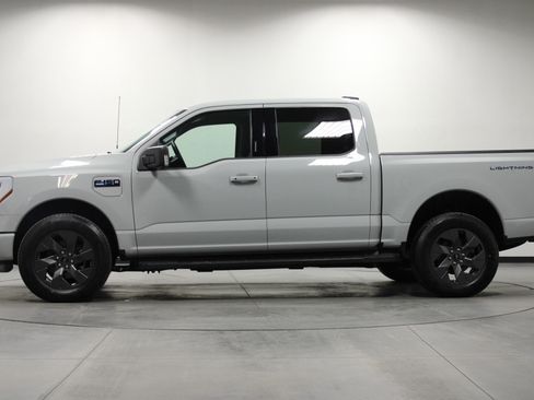 Used 2024 Ford F150 Lightning Flash image 7