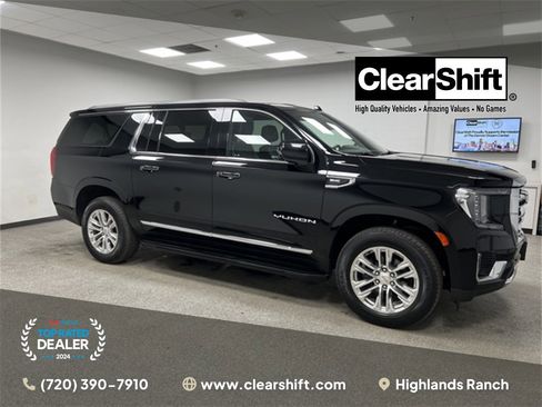 Used 2023 GMC Yukon XL SLT image 1