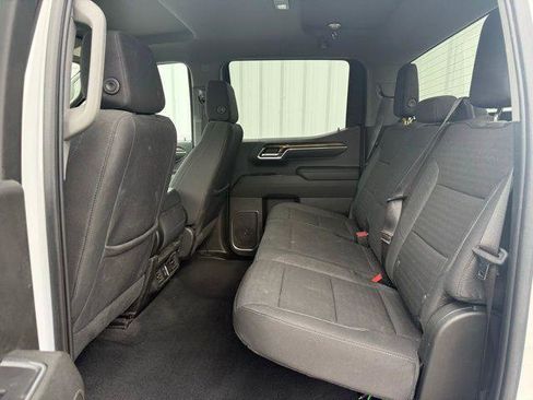 Used 2023 Chevrolet Silverado 1500 LT image 5