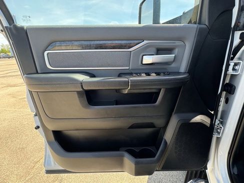 Used 2019 RAM 3500 Big Horn AWD/4WD image 26