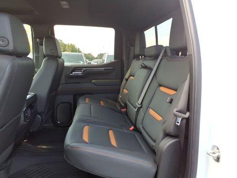 New 2026 GMC Sierra 1500 AT4 w/ AT4 Premium Package AWD/4WD image 22