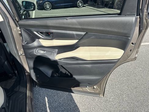 Used 2021 Subaru Ascent Limited w/ Technology Package image 16