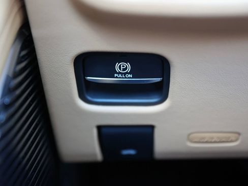Used 2023 Jeep Grand Cherokee L Summit AWD/4WD image 39
