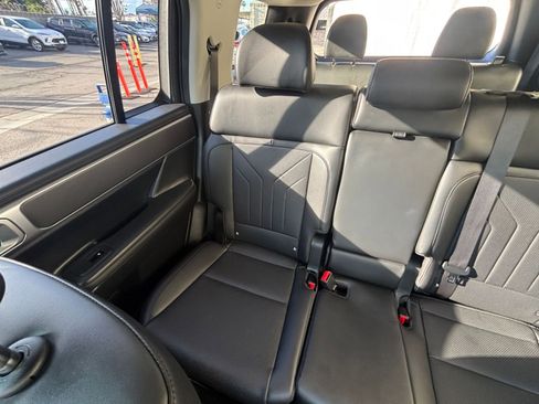 Used 2025 Hyundai Santa Fe SEL image 42