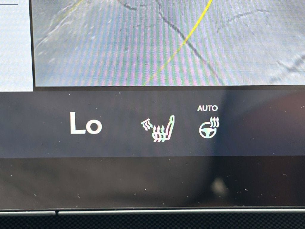New 2026 Lexus ES 350e w/ Cold Area Package FWD image 15