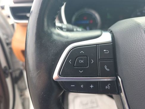 Used 2020 Toyota Highlander Platinum image 11